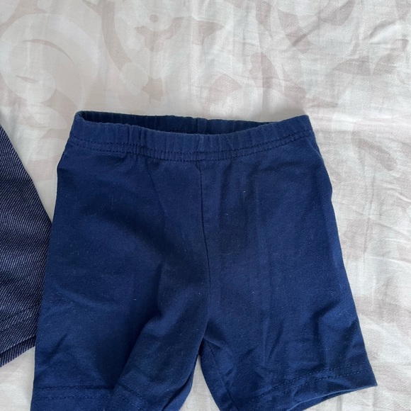 🌻3/25$ Lot of 3 pairs of baby girl shorts - 12 months Carters - Picture 5 of 7